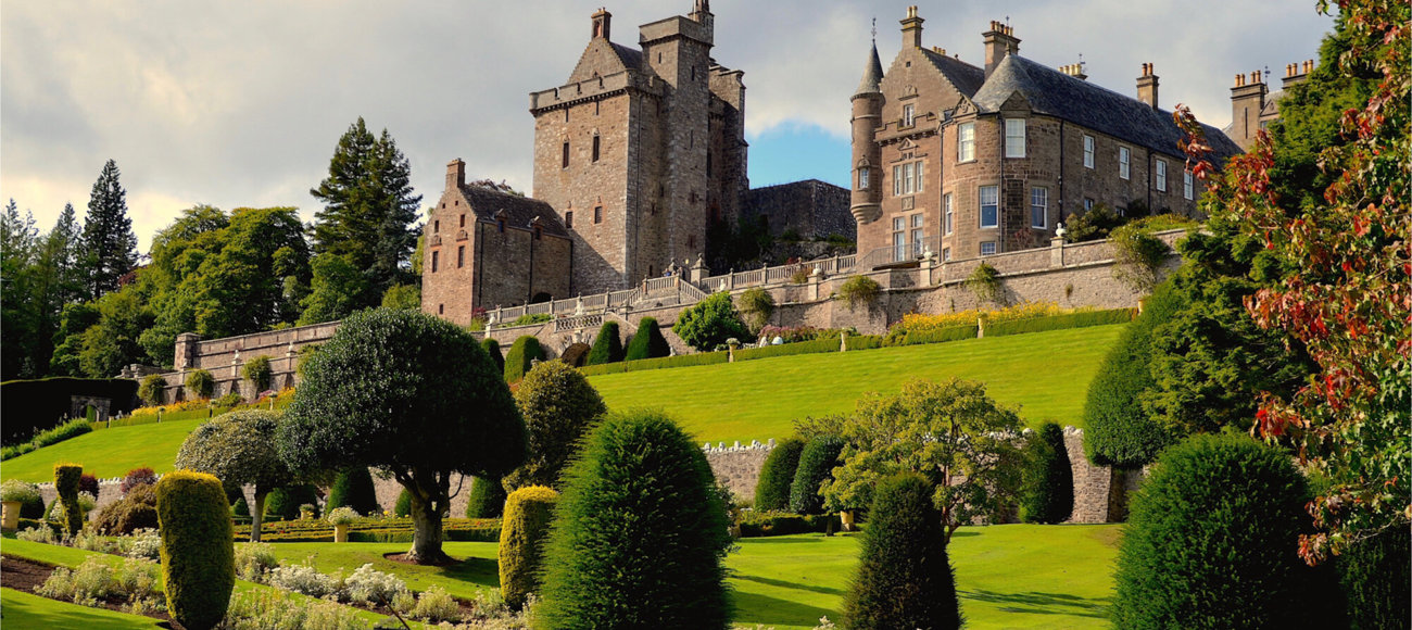 Drummond castle gardens